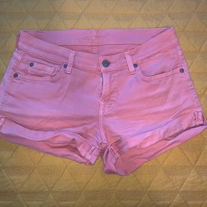 Peach short